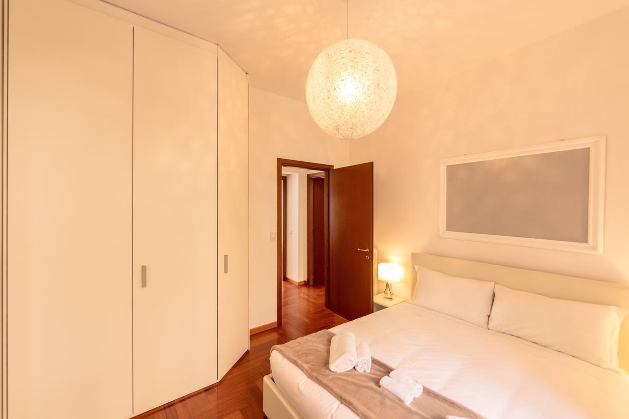 Heart Milan Apartments Corso Como Exteriör bild